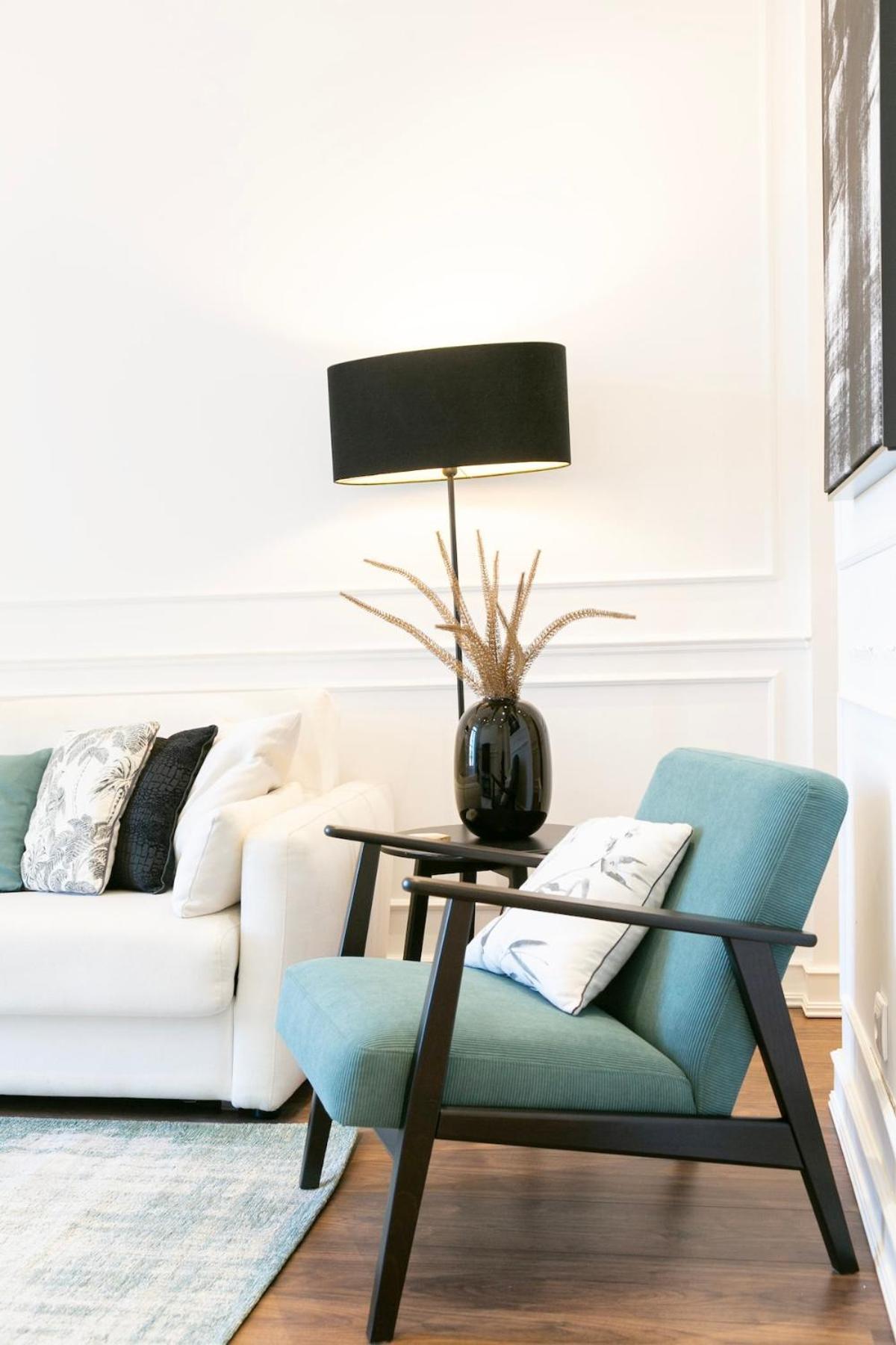 Exquisite 2bdr Flat With Balcony In Lisbon's Heart Apartamento *